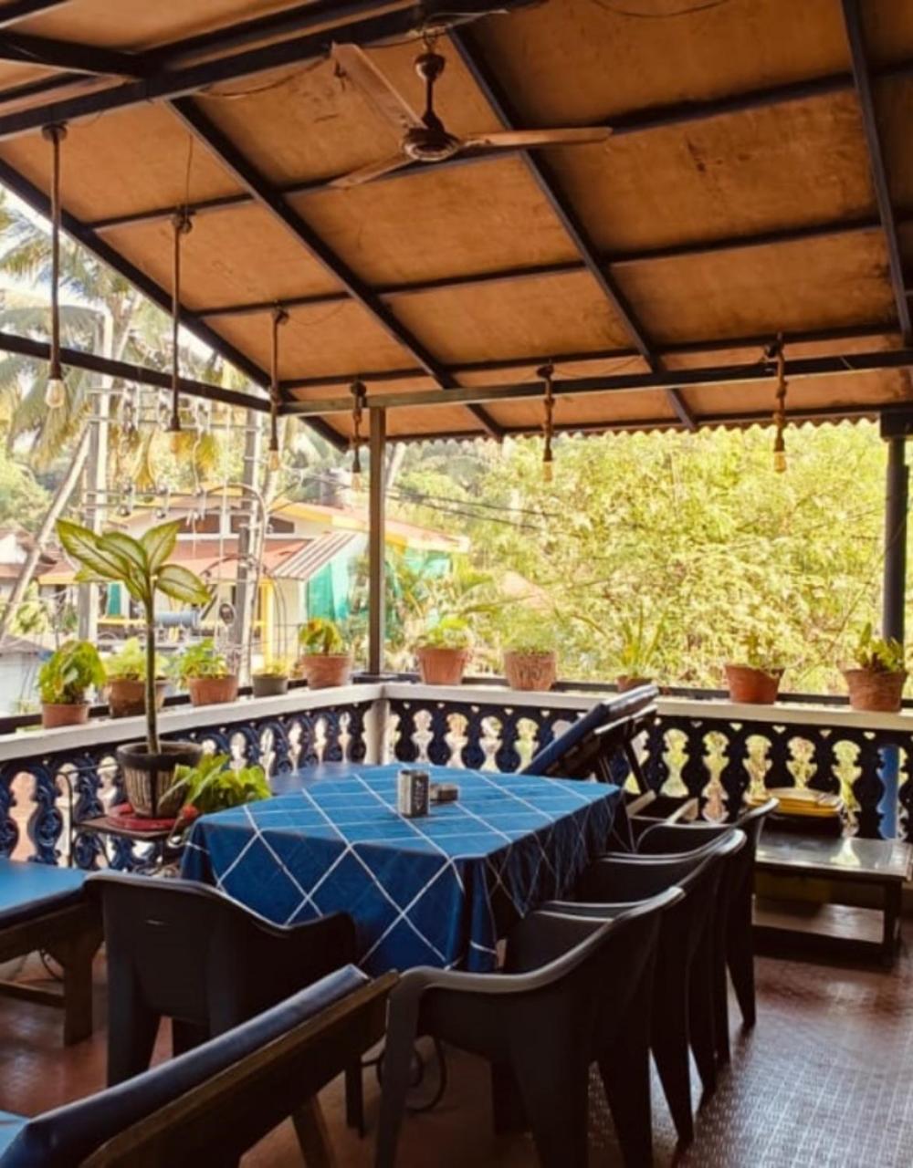 Curlies Blue House Villa อันจูนา ภายนอก รูปภาพ