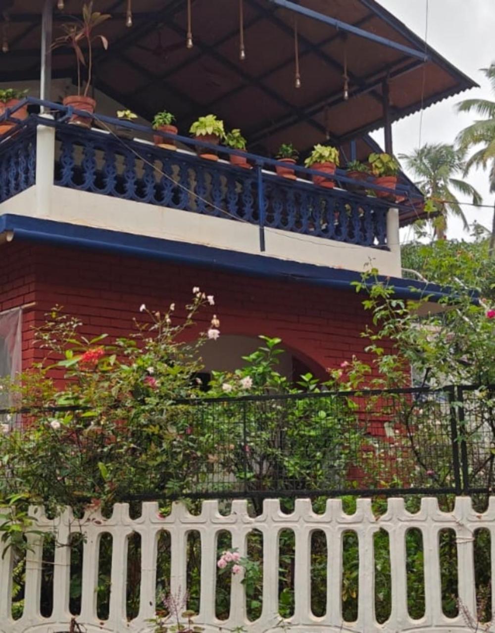 Curlies Blue House Villa อันจูนา ภายนอก รูปภาพ